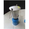 Image 3 : Campingaz super bleuet camping stove and camping light or lantern