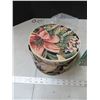 Image 2 : Louis nichole vintage floral febaric covered round hat box and 3 vintage green glass tabletop floati