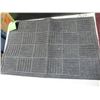 Image 3 : 2pc heavy & duty doormats ( 35"x24") and (27"x17")