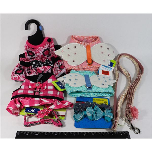LOT OF SMALL PET ACCESSORIES INCLUDES HARNESSES