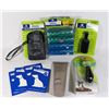 Image 1 : LOT OF PET CARE ACCESSORIES INCLUDES DESHEDDING