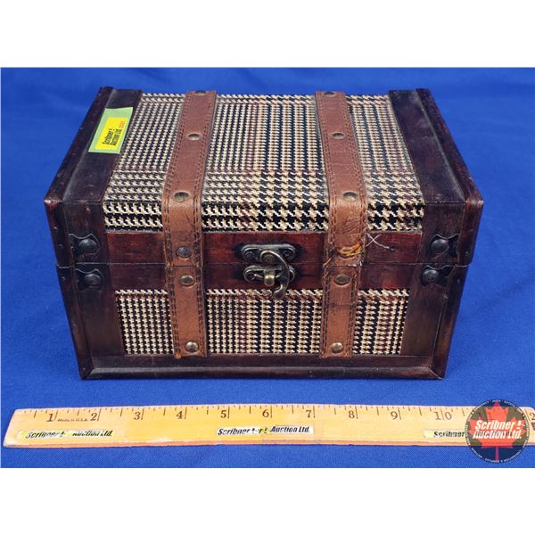 HOME DÉCOR : Trinket Trunk (5-1/4"H x 9"W x 6"D) (SEE PICS!)