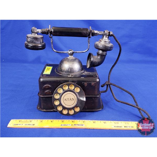 HOME DÉCOR : Antique Style Rotary Tin Phone (9 H x 6-1/2 W x 4-1/2 D) (SEE PICS!)