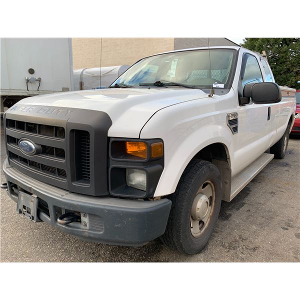 *R* 2008 FORD F250 SUPER DUTY XL 4DR EXT CAB, WHITE, 1FTSX20568EA06878