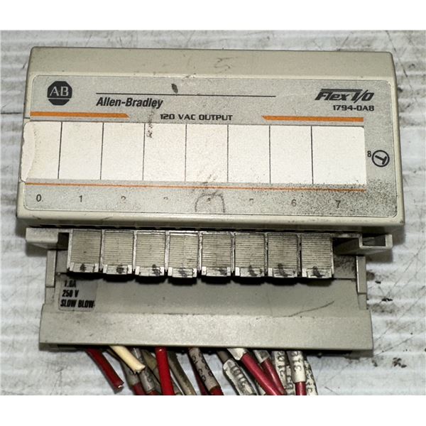 Allen Bradley #1794-DA8 Input Module