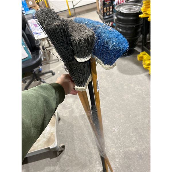 Lot of 4 assorted floor brooms