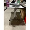 Image 2 : Rolling Display Table w/ Edge
