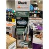 Image 2 : Shark Steam & Scrub Sanitizing Steam Mop