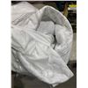 Image 2 : Queen Size Mattress Protector