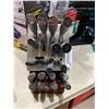 Image 2 : Henkels self sharpening knife block set
