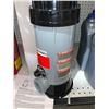 Image 4 : CL200 9lb Inline Chlorine Feeder
