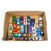 Image 1 : FLAT OF 23 HOTWHEELS COLLECTIBLE CARS