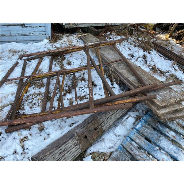 4- Sections of scaffolding, braces & 3- planks