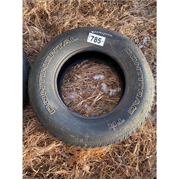 LT275/70 R18 Tire