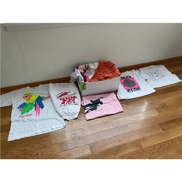 Box of clothing, t-shirts, various sizes