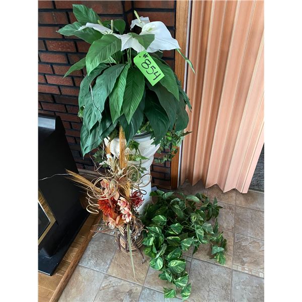 Qty of plastic plants and vases