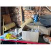 Image 7 : Balance in shed