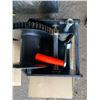 Image 1 : As New Hand winch (no cable)