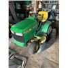 Image 1 : JD LX176 Riding mower c/w rear bagger