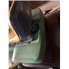 Image 5 : JD LX176 Riding mower c/w rear bagger