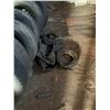 Image 2 : Approx. 10 tires & tubes
