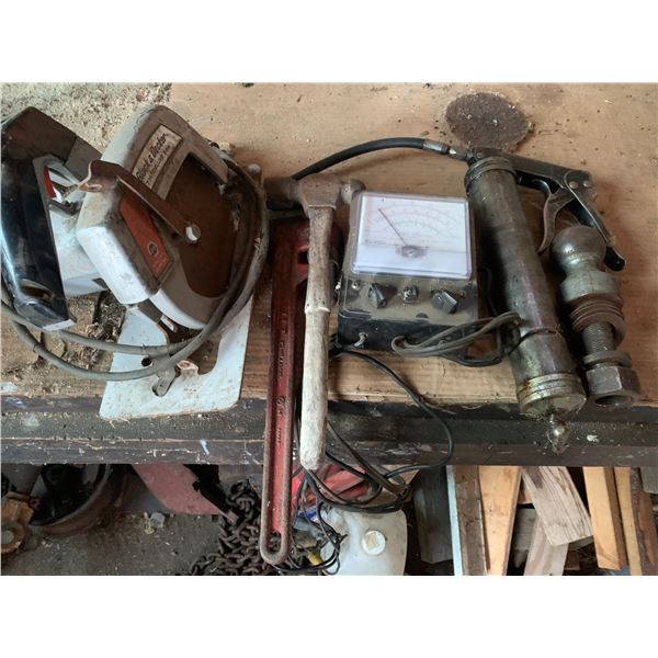 Skill saw, grease gun, 2 7/8 ball, Tach-Dwell tester