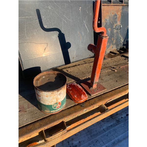 Magnetic Light, Jack & BA GREASE