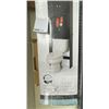 Image 1 : bathroom spacesaver