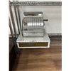 Image 1 : CAISSE VINTAGE