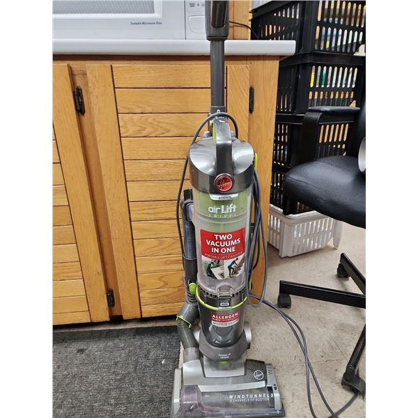 Hoover air lift