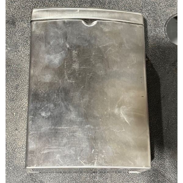 poubelle en metal pour salle de bain