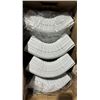 Image 2 : coude carre a 30 degres de 2.5 po pour goutiere en aluminium blanc qt 14