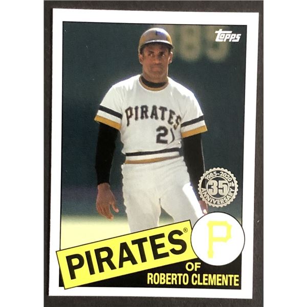 2021 TOPPS HERITAGE Roberto Clemente (HOF)