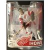 Image 1 : McFARLANE Gordie Howe (HOF) autographed w/ COA