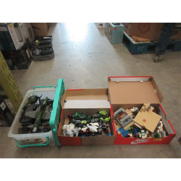 3 Boxes of Transformers & Building Block Toys
