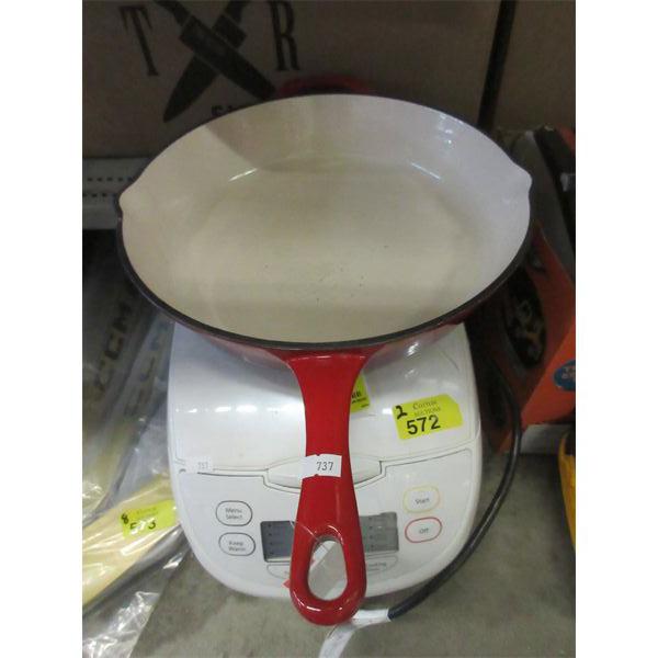 Panasonic Rice Cooker & 10" Cast Iron Skillet