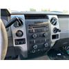 Image 8 : *TOW* *R* 2009 FORD F-150 XLT, 4DR CREW CAB PU, WHITE, VIN # 1FTRW14809FB45013