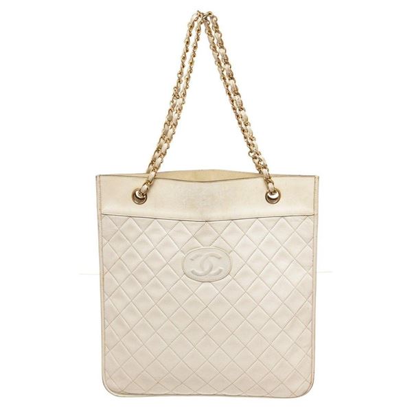 Chanel Chain Bag Handbag White lambskin