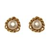 Image 1 : Chanel Gold Round Pearl Chain Earrings