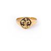 Image 1 : Vintage 18K Yellow Gold Ring with Engraved Fleur de Lis