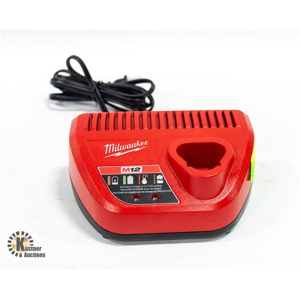 MILWAUKEE M12 CHARGER