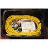 Image 1 : 102L TOTE OF ELECTRICAL AND FASTENERS