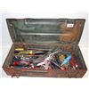 Image 1 : VINTAGE TOOLBOX WITH ASSORTED TOOLS