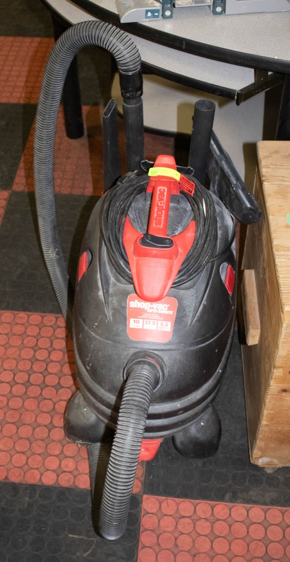 WET-DRY SHOP VAC
