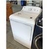 Image 2 : WHITE GE FRONT LOAD DRYER MODEL GTD32EBMPWW 25" X 26" X 42"