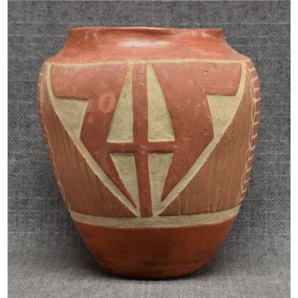 SAN JUAN INDIAN POTTERY VASE