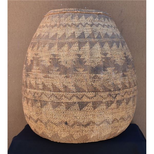 HUPA/KARUK /YUROK INDIAN STORAGE BASKET