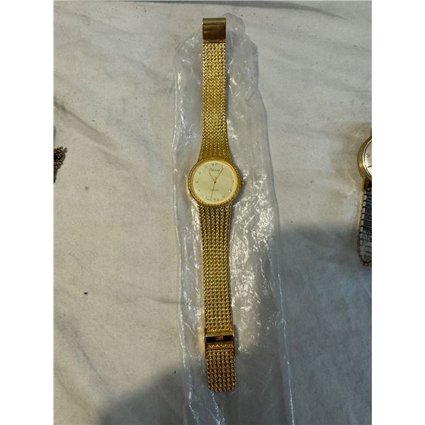 Pierre Swiss quartz watch 14k GE 3676