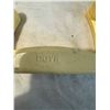Image 2 : Dove made in the USA instrument