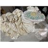 Image 1 : Curtains and other lace linnes